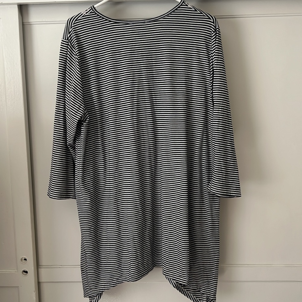 Tunic - Picture 3 of 3